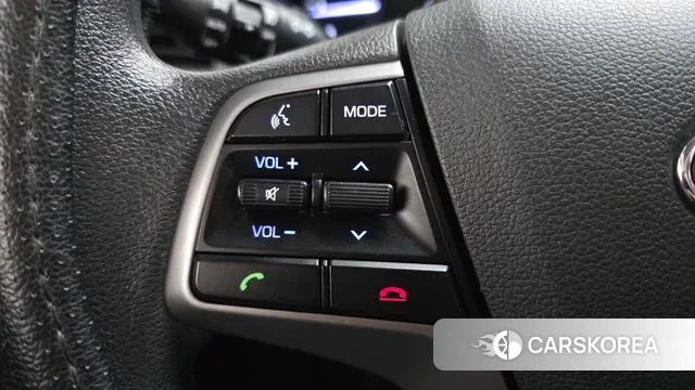 Hyundai Avante AD id 3429511 из Кореи 8