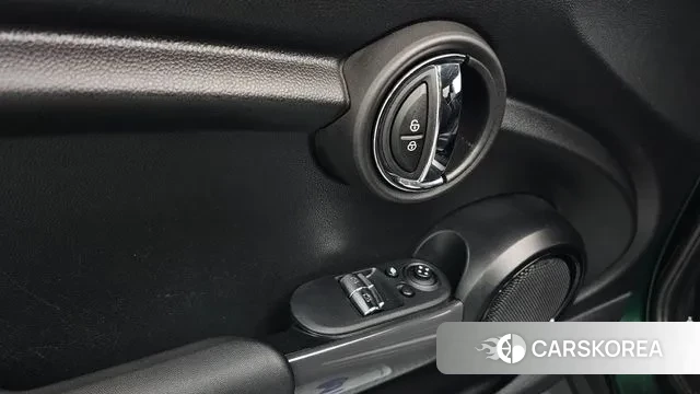 Mini Cooper id 3499617 из Кореи 8