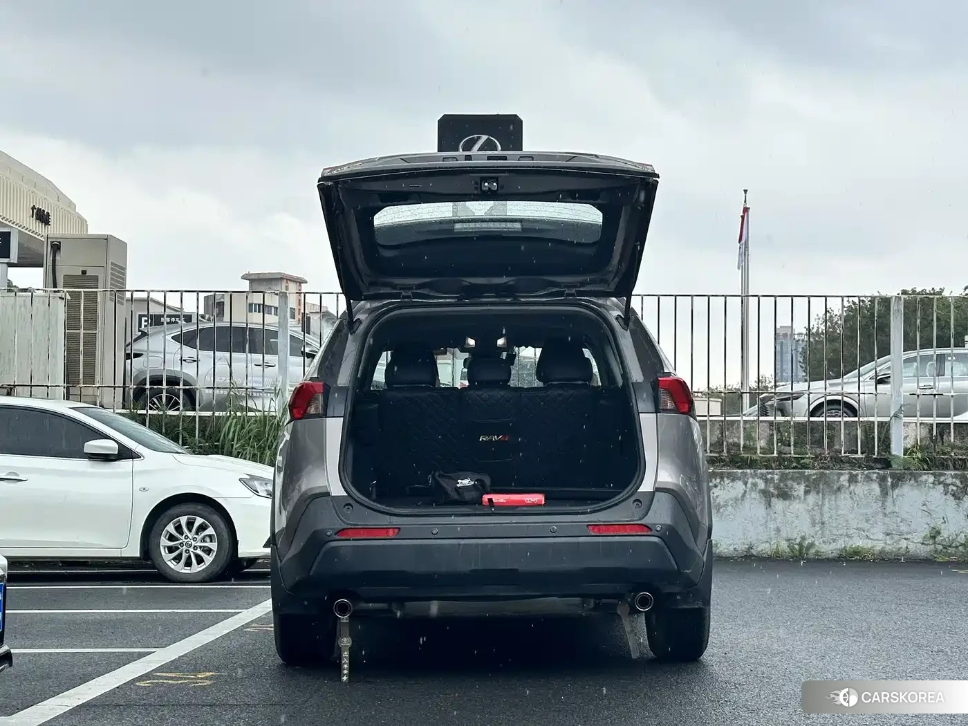Toyota RAV4 id 4599826 из Китая 9