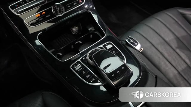 Mercedes-Benz E-Class W213 id 4759523 из Кореи 8