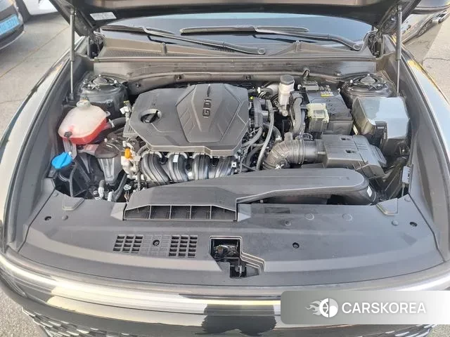 Hyundai Grandeur (GN7) id 3596600 из Кореи 8