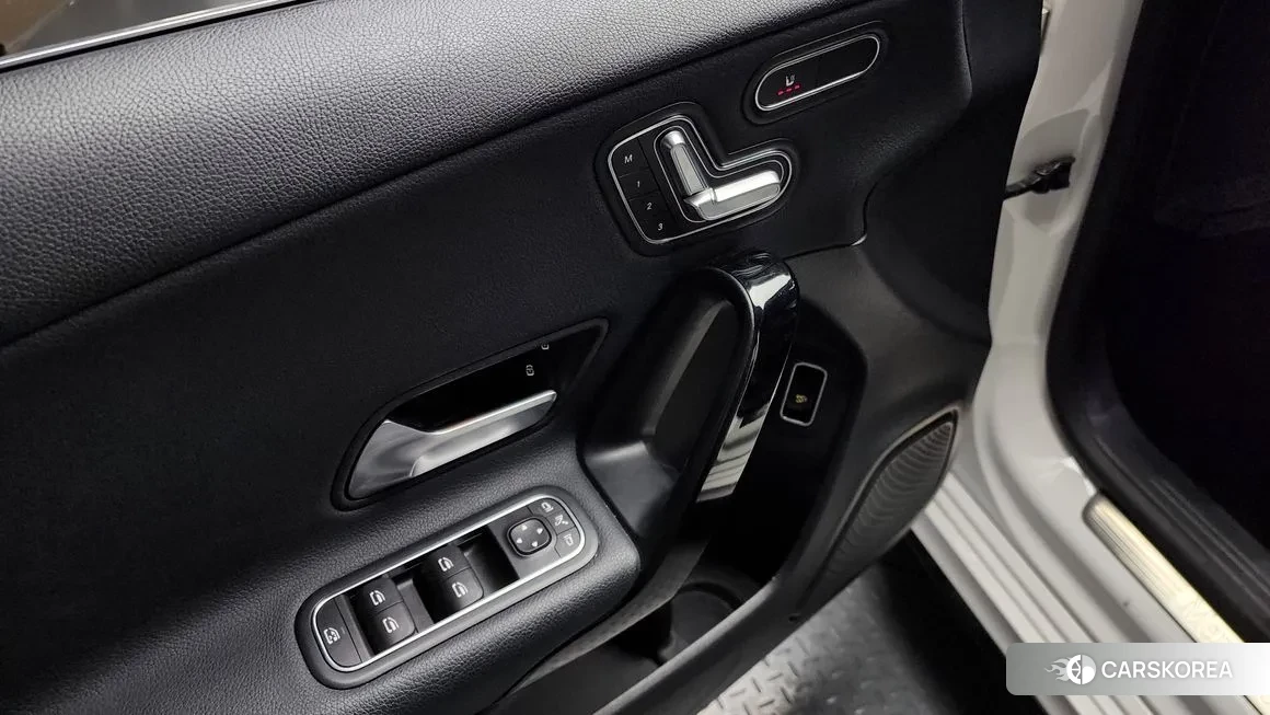 Mercedes-Benz A-Class W177 id 2147054 из Кореи 8