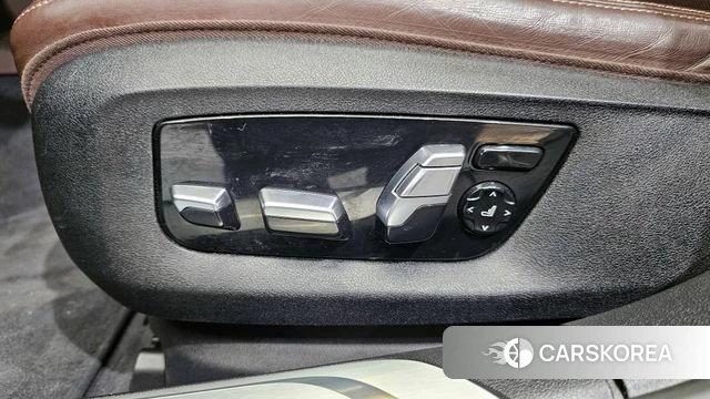 BMW 7 Series (G11) id 4268456 из Кореи 8