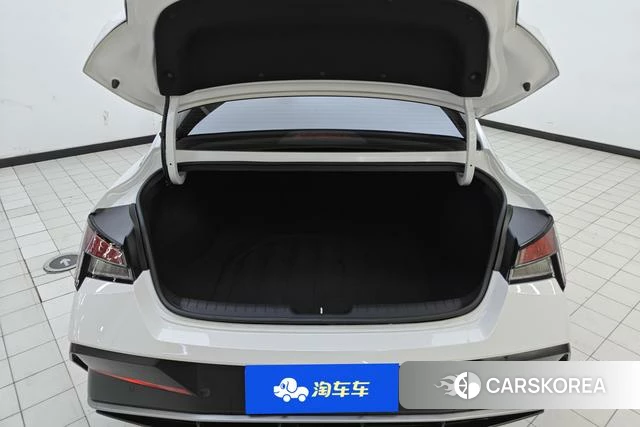 Hyundai Elantra id 3783094 из Китая 8