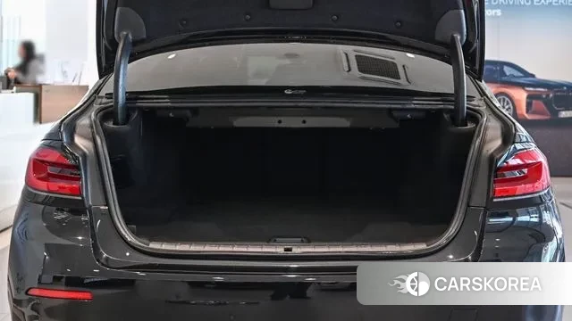 BMW 5 Series (G30) id 3586131 из Кореи 8