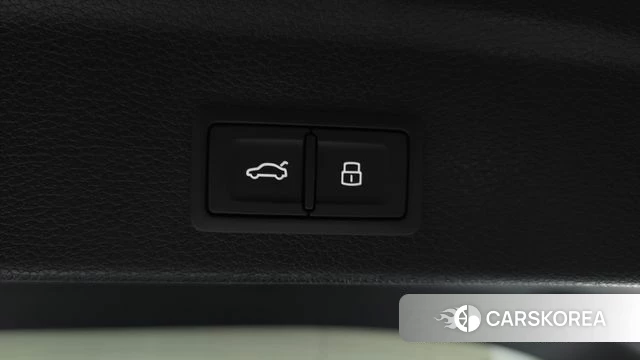 Audi Q3 (F3) id 4691312 из Кореи 8