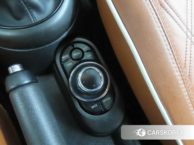Mini Cooper S Convertible id 4370168 из Кореи 8