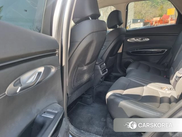 Genesis GV70 id 3923892 из Кореи 8