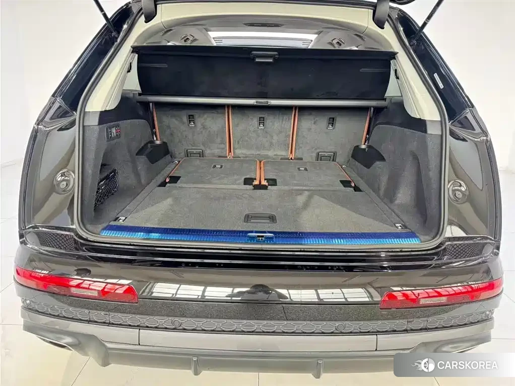 Audi Q7 id 4606978 из Китая 8