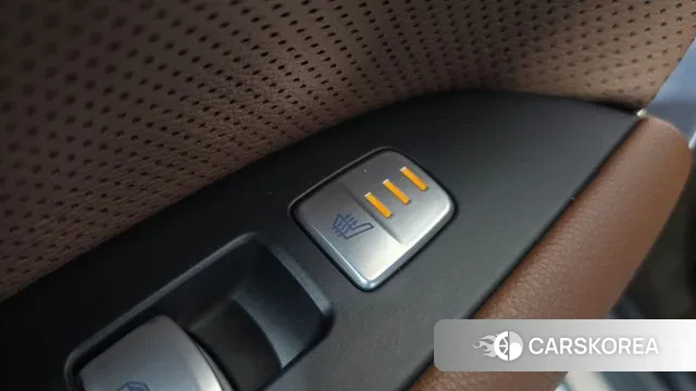 Genesis G70 id 3703330 из Кореи 8