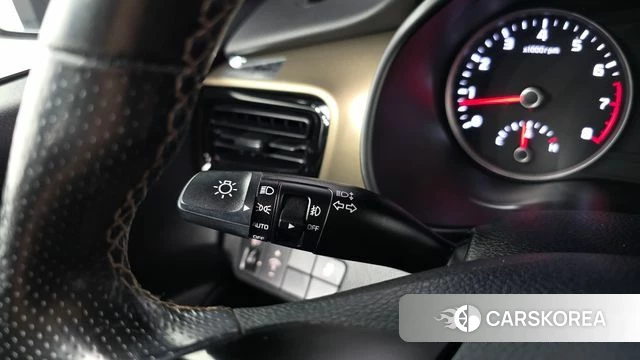 Kia Stonic id 4525858 из Кореи 8