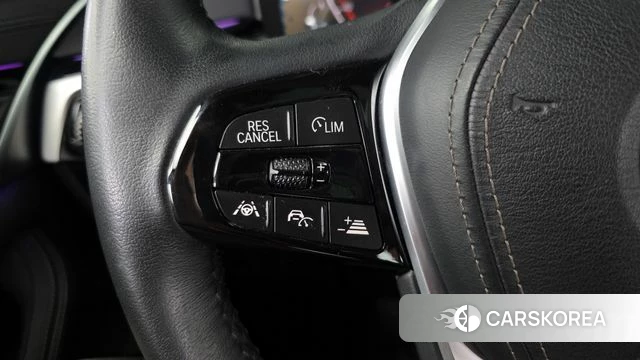 BMW 5 Series (G30) id 3873120 из Кореи 8