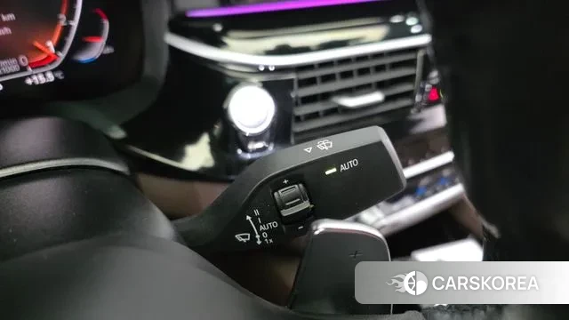 BMW 5 Series (G30) id 3294771 из Кореи 8