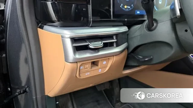 Hyundai Grandeur (GN7) id 3764061 из Кореи 8