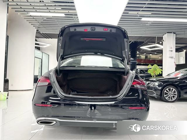 Mercedes-Benz E-class id 4259184 из Китая 8