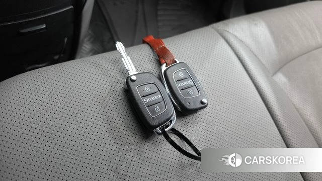 Hyundai The New Grand Starex id 4615488 из Кореи 8
