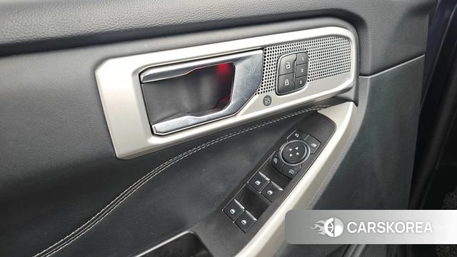 Ford Explorer 6th Generation id 3866231 из Кореи 8