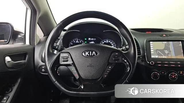 Kia The New K3 id 3558084 из Кореи 8