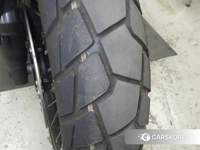 Honda X-ADV 750 id 4184315 из Японии 8