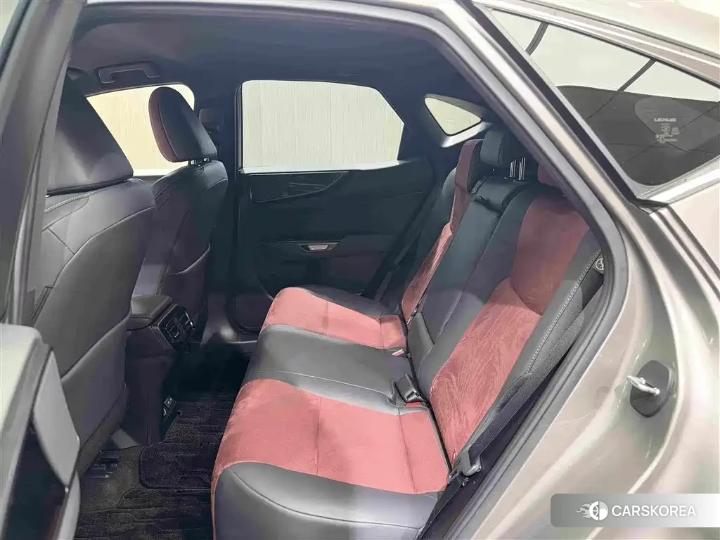 Lexus NX id 4628303 из Китая 8