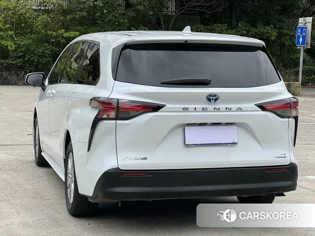 Toyota Saina id 4266049 из Китая 8