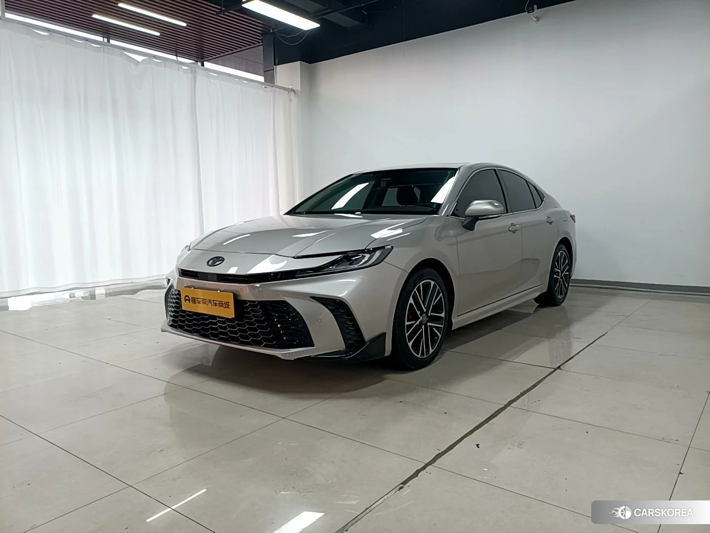 Toyota Camry id 4455774 из Китая 8