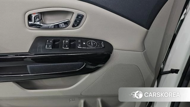 Kia The New Carnival id 4496876 из Кореи 8