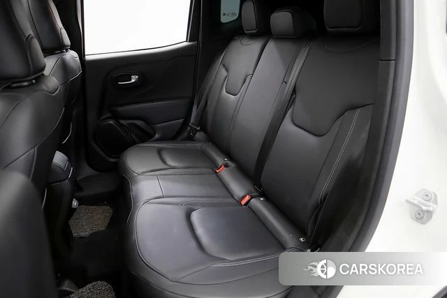 Jeep Renegade id 3842799 из Кореи 8