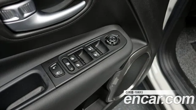 Jeep Renegade id 2508407 из Кореи 8