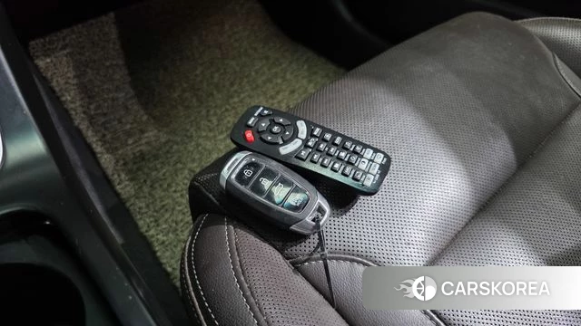 Hyundai Grandeur IG id 4718100 из Кореи 8