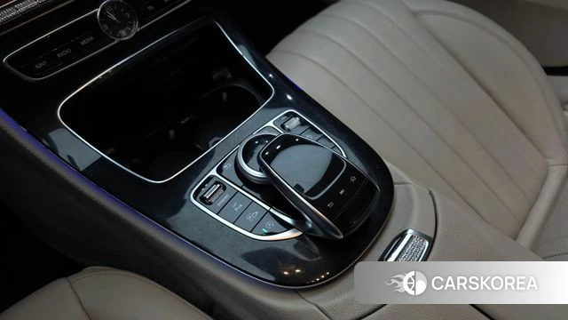 Mercedes-Benz E-Class W213 id 4637838 из Кореи 8