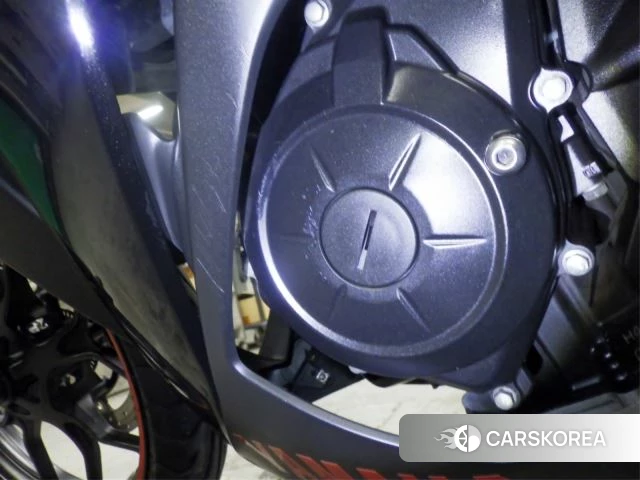 Yamaha YZF-R3 id 4193030 из Японии 8