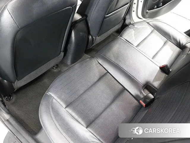 Kia The New K3 id 3733357 из Кореи 8