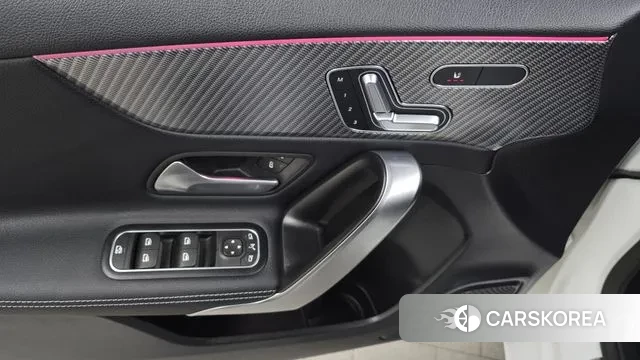 Mercedes-Benz A-Class W177 id 3648853 из Кореи 8