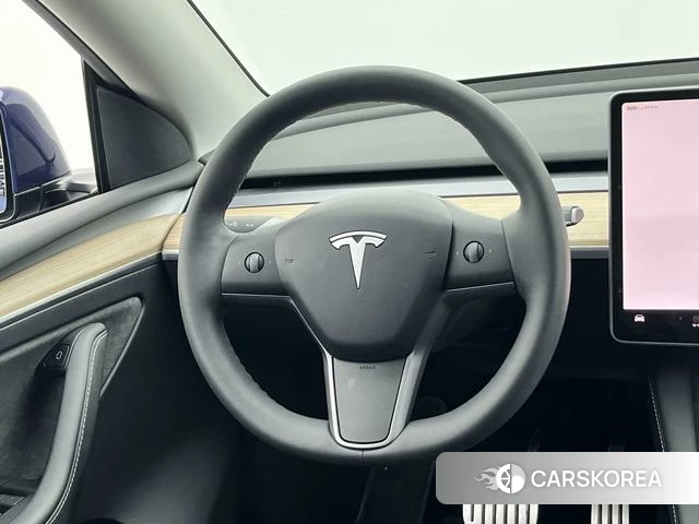 Tesla Model Y id 4213321 из Китая 8