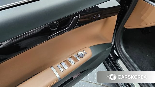 Hyundai Grandeur Hybrid (GN7) id 3883476 из Кореи 8