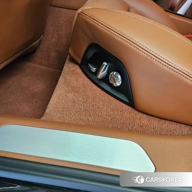 Porsche Panamera (971) id 3509679 из Кореи 8