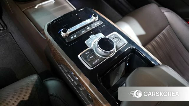 Genesis G90 id 3834386 из Кореи 8