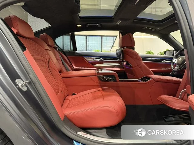 BMW 7 series id 4236779 из Китая 8
