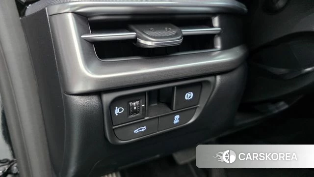 Hyundai Grandeur (GN7) id 4631008 из Кореи 8