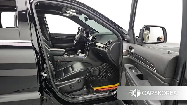 Jeep Grand Cherokee id 3631604 из Кореи 8