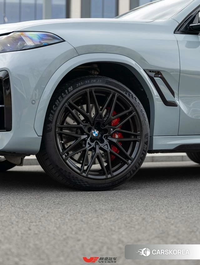 BMW X6 M id 4336133 из Китая 8