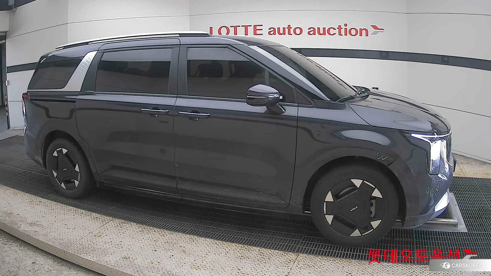 Kia Carnival Hybrid id 4679370 из Кореи 8