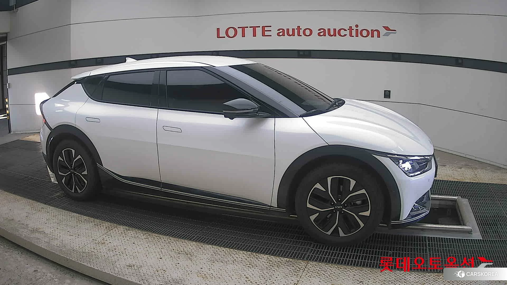 Kia EV6 id 4504371 из Кореи 8