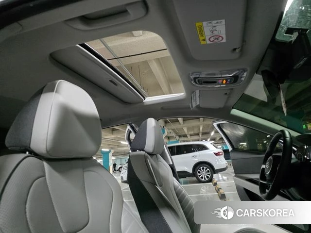 Hyundai Avante Hybrid (CN7) id 4651071 из Кореи 8