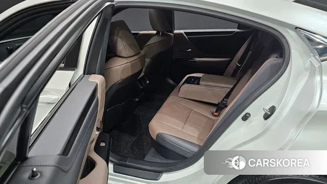 Lexus ES300h 7th generation id 2993486 из Кореи 8