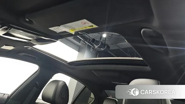 BMW 5 Series (G30) id 3440121 из Кореи 8