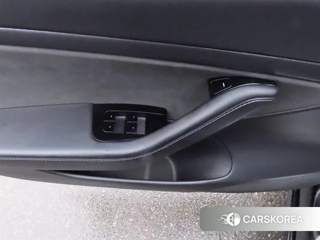 Tesla Model 3 id 2651873 из Кореи 8