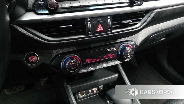 Kia Come New K3 id 4465444 из Кореи 8
