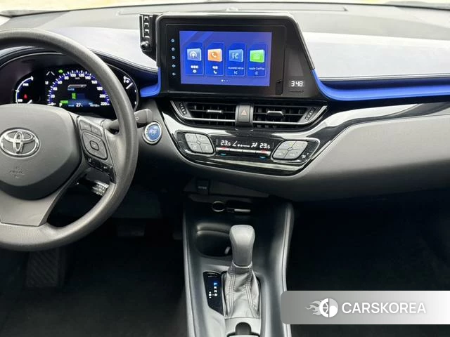Toyota C-HR id 4263676 из Китая 8